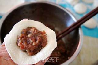 牛肉芹菜馅蒸饺的做法步骤:6
