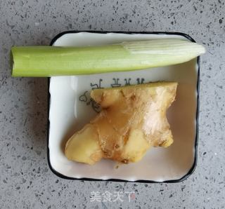 蜜汁煎烧鱼的做法步骤:3