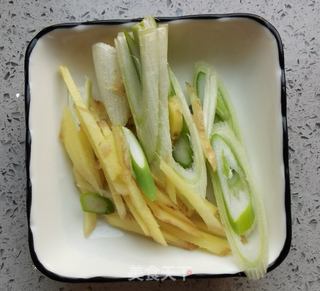 蜜汁煎烧鱼的做法步骤:4