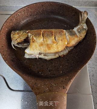 蜜汁煎烧鱼的做法步骤:9