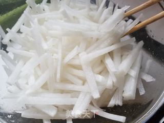 广式泡萝卜的做法步骤:2