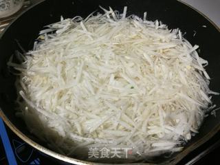 火龙果萝卜鲜肉饺子的做法步骤:4