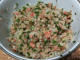火龙果萝卜鲜肉饺子的做法步骤:11