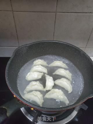 香芹鸡肉水饺的做法步骤:6