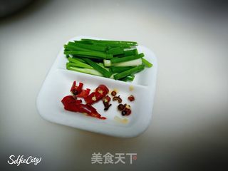 酸辣土豆丝的做法步骤:2