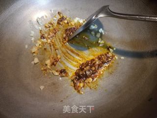 酱烧茄子鲶鱼煲的做法步骤:6