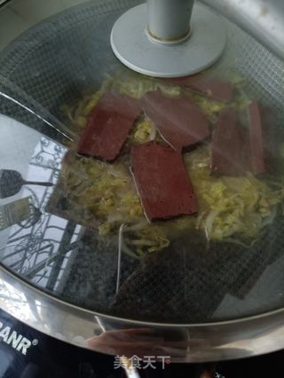 蒜香白菜炖血豆腐的做法步骤:6