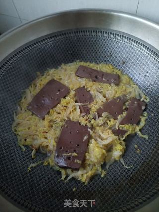 蒜香白菜炖血豆腐的做法步骤:10
