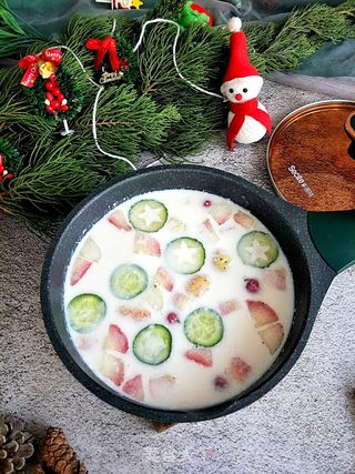 圣诞美味蜜汁水果炖牛奶的做法步骤:9