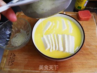 时蔬午餐肉蒸豆腐鸡蛋羹的做法步骤:4