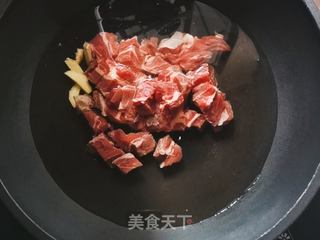 茄汁牛腩的做法步骤：2