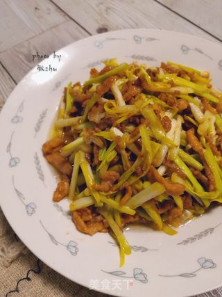 韭黄肉丝的做法步骤:15