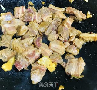 萝卜炖牛腩#下饭菜#的做法步骤：5