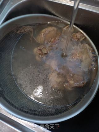 雷笋炖公鸡的做法步骤:5