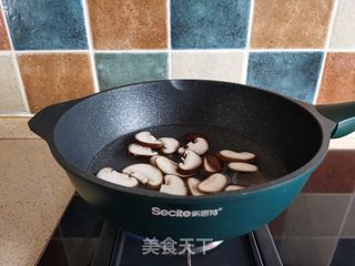 素炒三鲜的做法步骤:3
