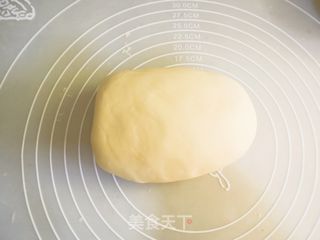 网红奶香红枣花卷❤️松软香甜❗️造型馒头一次发酵法的做法步骤:4