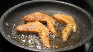 家庭版布法罗鸡翅(Buffalo Wings)的做法步骤:4