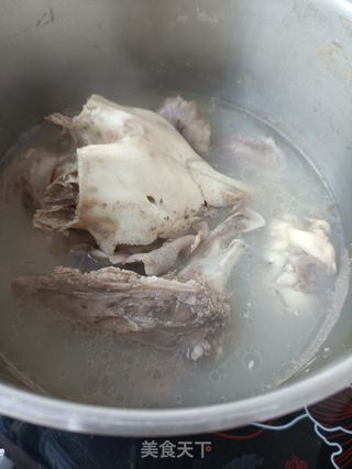 “羊肉”清炖羊头的做法步骤:11