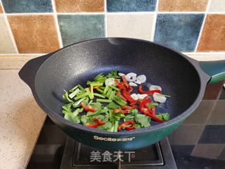 家常小炒牛肉的做法步骤:6