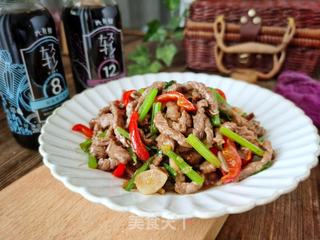 家常小炒牛肉的做法步骤:11