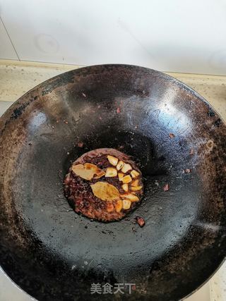 铁锅炖鱼的做法步骤:7