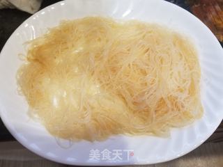 粉丝蒜蓉蒸龙虾的做法步骤:4