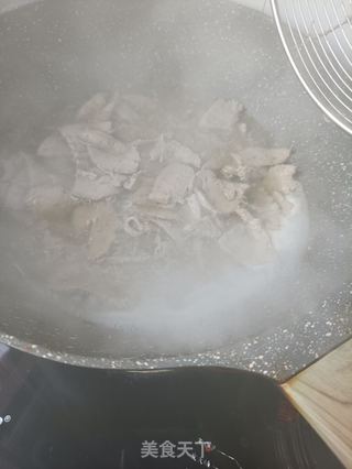 香菜炒羊肝的做法步骤:5