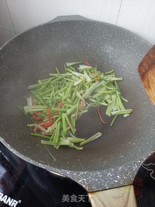 香菜炒羊肝的做法步骤:7