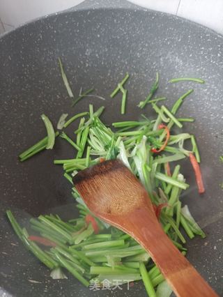香菜炒羊肝的做法步骤:8