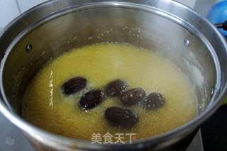 红枣枸杞小米粥的做法步骤:4