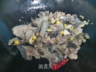 红烧甲鱼的做法步骤：3