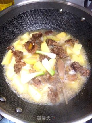 啤酒土豆焖鸭的做法步骤:7