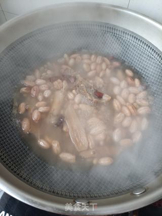 花生黄豆炖猪脚的做法步骤:6