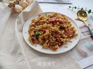 上桌抢着吃的蚝油腊肠炒饭❗️鲜香美味吃不够的做法步骤:5