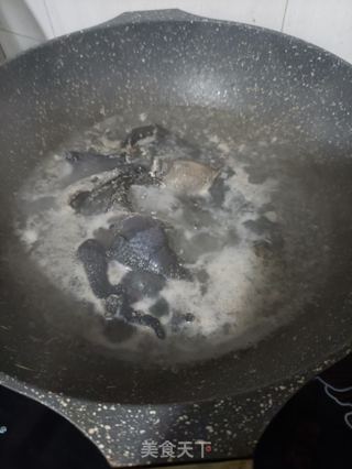 雷笋口蘑炖乌鸡的做法步骤:6