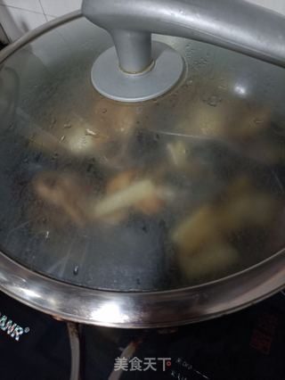 雷笋口蘑炖乌鸡的做法步骤:16