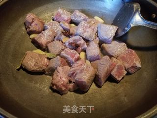 沙茶酱胡萝卜炖牛肉的做法步骤:6