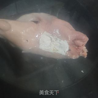 麻椒猪肚(快速清洗猪肚的方法)的做法步骤:4