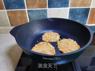 快手南瓜鸡蛋饼的做法步骤:7