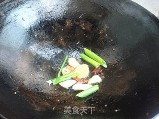 肋排炖花生米的做法步骤:4