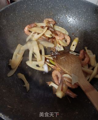 雷笋炒明虾的做法步骤:16