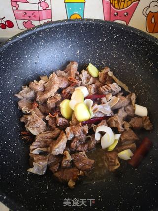 红烧牛肉炖土豆的做法步骤:8