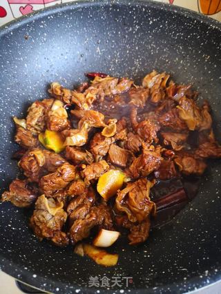 红烧牛肉炖土豆的做法步骤:10