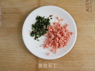 海苔火腿饭团(剩米饭花样吃法)的做法步骤:2