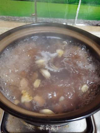 银耳莲子百合糖水的做法步骤:7