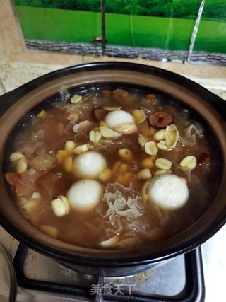 银耳莲子百合糖水的做法步骤:9