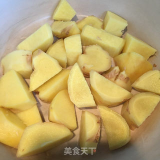 猪脚肉甜醋炖蛋的做法步骤：4