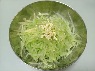 红油笋丝的做法步骤:3