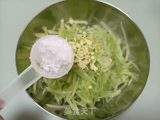 红油笋丝的做法步骤:4