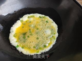 香葱炒鸡蛋的做法步骤：5